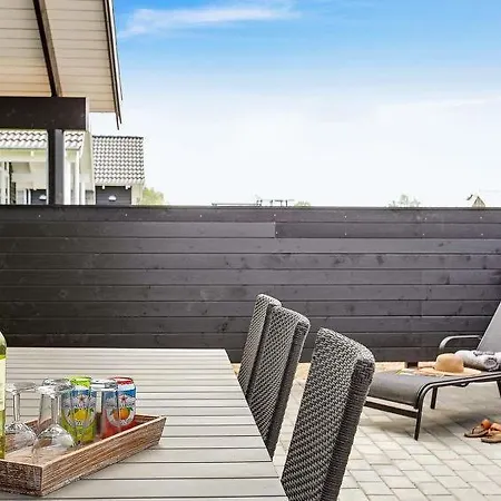 Eskilstrup Sleeps 14 Pool Wifi * Eskilstrup (Funen)