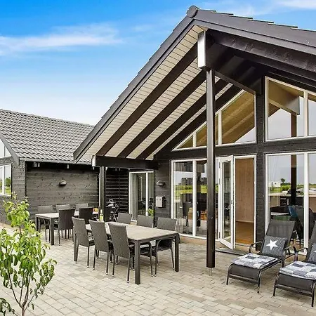 Holiday home Eskilstrup Sleeps 14 Pool Wifi