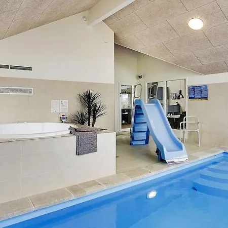 Eskilstrup Sleeps 14 Pool Wifi * Eskilstrup (Funen)