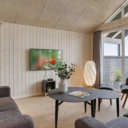 Holiday home Eskilstrup Sleeps 14 Pool Wifi Eskilstrup (Funen)